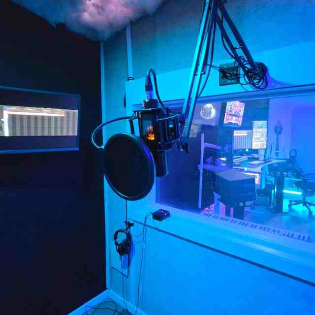 If you know.... YOU KNOW! The #lewitt #lct940 tube & fet mic combo is a beast for all vocals, instruments, and voice overs here at the studio. This mic is mounted center stage on a custom mic boom arm inside our 9ftx12ft iso booth surrounded by 13inch thick walls of exposed acoustic insulation and wrapped from floor to ceiling with white and black breathable felt fabric.  Step inside this booth and hear nothing but your heart beating with inspiration to make that next BIG hit!!!
.
.
.
.
Looking for a recording studio in Durham? Tunes Recording Studio is located in Durham North Carolina in a 1200sqft recording studio, podcast studio, and a multimedia studio equipped with state-of-the-art gear like microphones, instruments, 2 private podcast studio rooms, lights, green screen, live streaming, music videos,  custom beats, mixing, mastering, photoshoots, and all other multimedia related projects.
Click the "link in our profile" OR send us a message if you're interested in working with one of our highly skilled studio engineers, producers, photographers, and videographers. Tunes Recording Studio in Durham NC is the one-stop-shop for all music & video related projects. #recordingbooth #durhamnc
